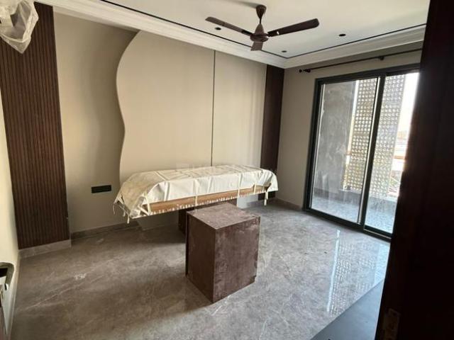 Flat for rent in West Delhi, Deri