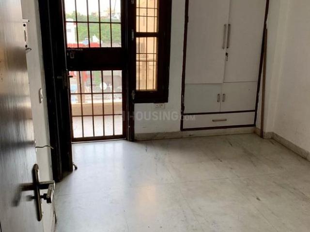Flat for rent in Paschim Vihar, Delhi