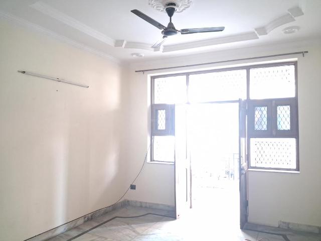 Flat for rent in Paschim Vihar, Delhi