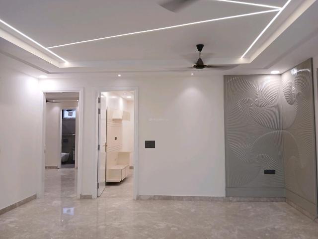 Flat for sale in West Delhi, Deri