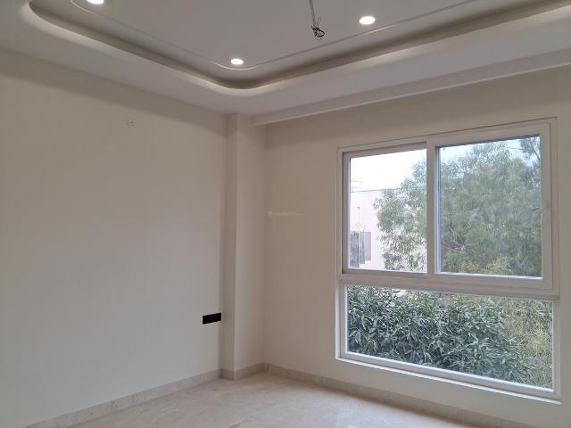 Flat for sale in West Delhi, Deri