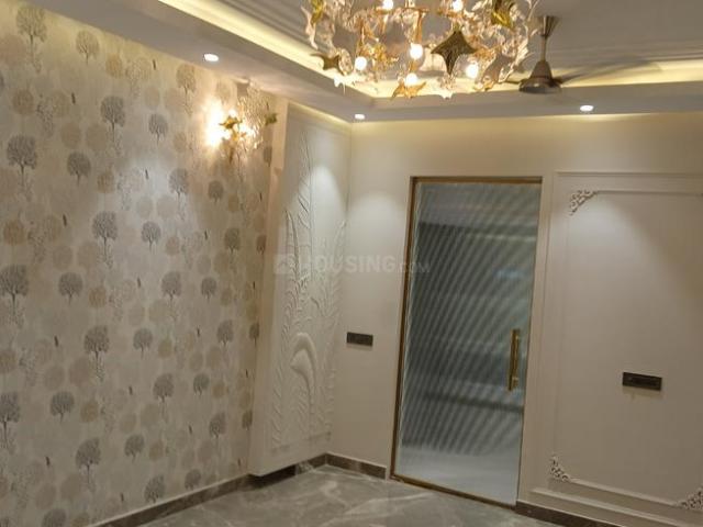 Flat for sale in West Delhi, Deri