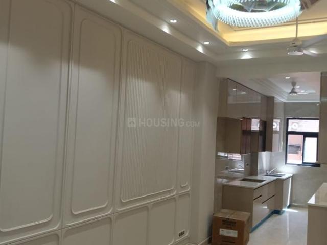 Flat for sale in West Delhi, Deri