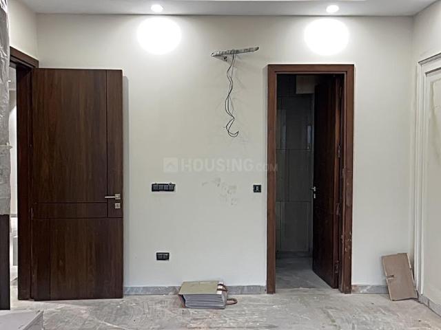 Flat for sale in West Delhi, Deri