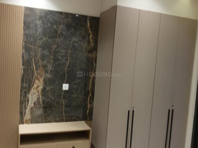 Flat for sale in West Delhi, Deri