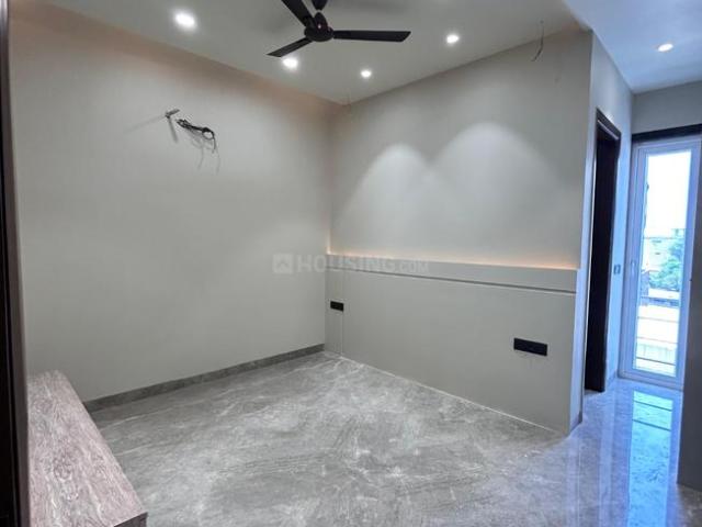 Flat for sale in West Delhi, Deri