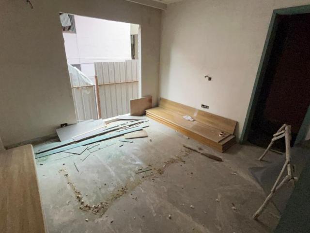 Flat for sale in West Delhi, Deri