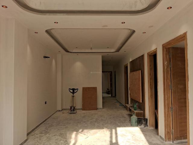 Flat for sale in West Delhi, Deri