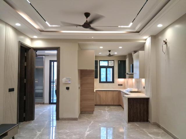 Flat for sale in Paschim Vihar, Delhi