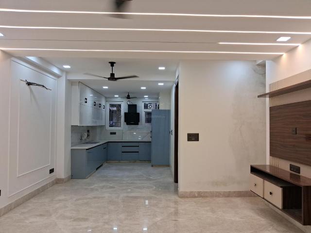 Flat for sale in Paschim Vihar, Delhi