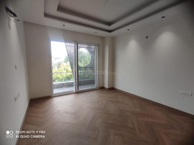 Flat for sale in West Delhi, Deri