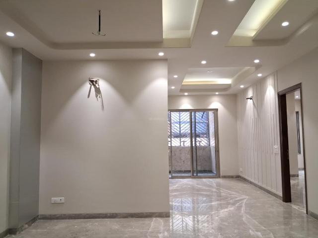 Flat for sale in Paschim Vihar, Delhi