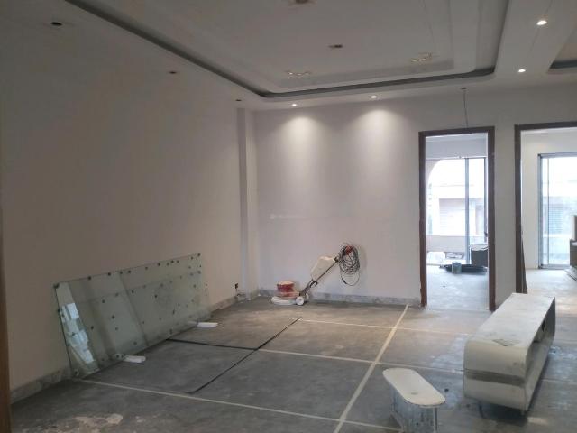 Flat for sale in West Delhi, Deri