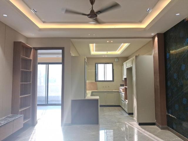 Flat for sale in West Delhi, Deri