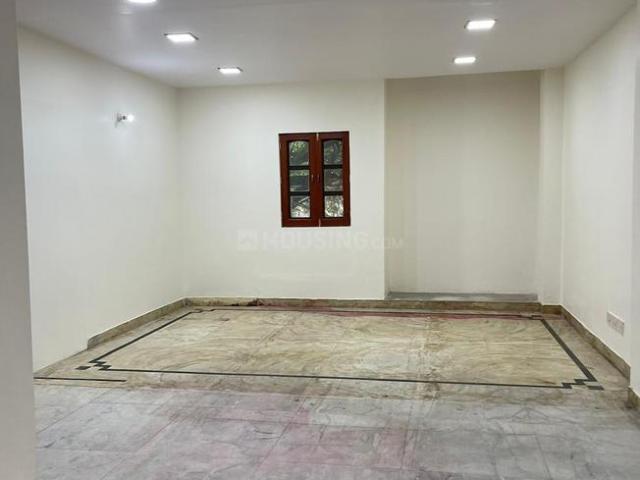 Flat for sale in West Delhi, Deri