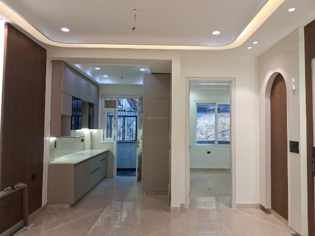 Flat for sale in West Delhi, Deri