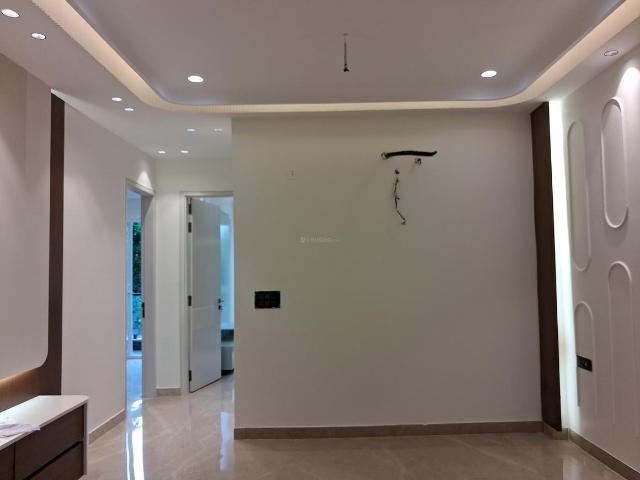 Flat for sale in West Delhi, Deri