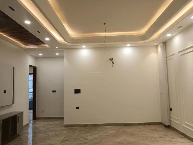 Flat for sale in West Delhi, Deri