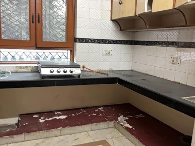 Flat for sale in West Delhi, Deri