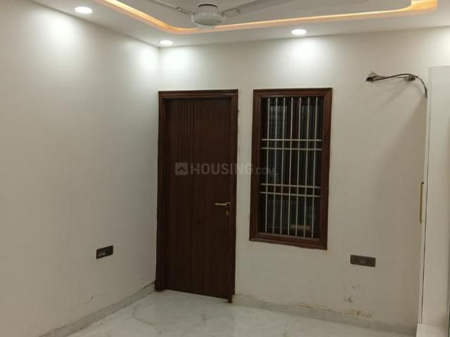 Flat for sale in West Delhi, Deri