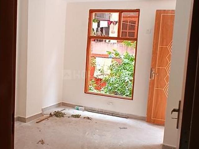 Flat for sale in East Delhi, Deri