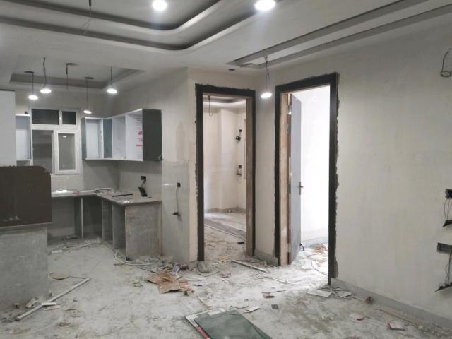 Flat for sale in Mayur Vihar, Delhi