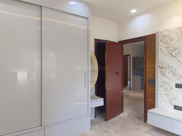 Flat for rent in North West Delhi, Deri