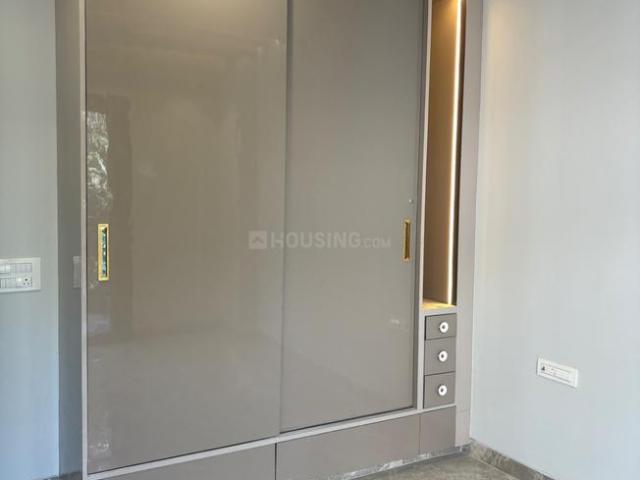 Flat for rent in North West Delhi, Deri