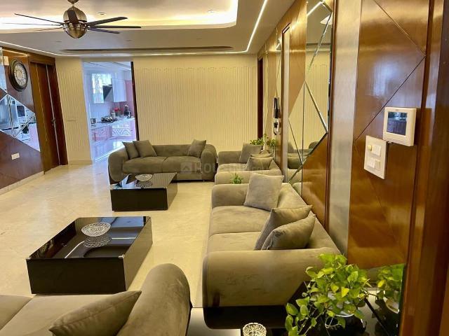 Flat for rent in North West Delhi, Deri
