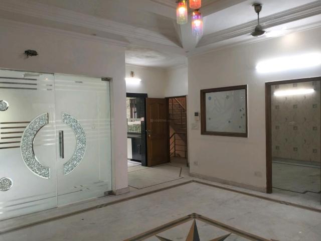 Flat for rent in North West Delhi, Deri