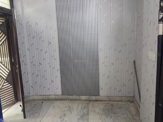 Flat for rent in North West Delhi, Deri