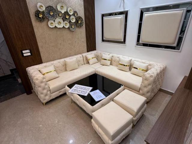 Flat for rent in North West Delhi, Deri