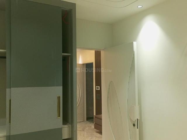 Flat for rent in Rajdhani Enclave, Delhi