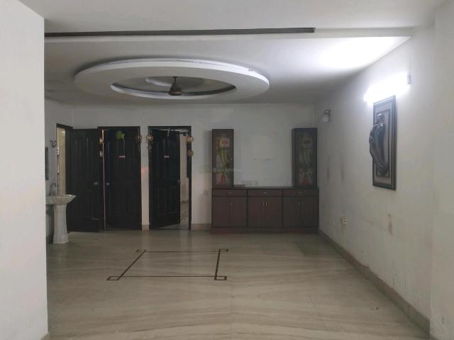 Flat for rent in Pitampura, Delhi