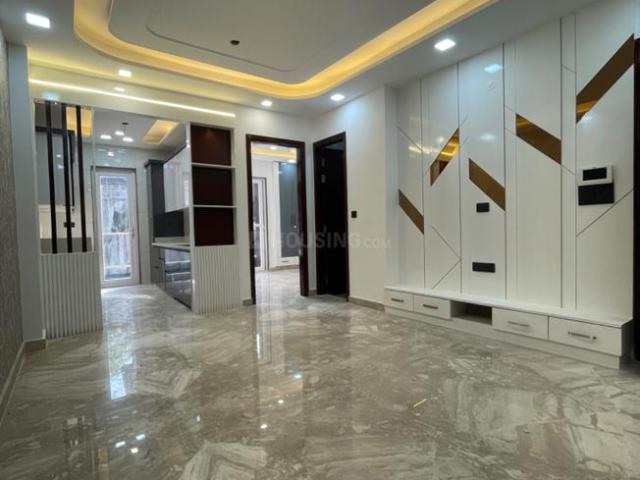 Flat for sale in Shalimar Bagh, Delhi