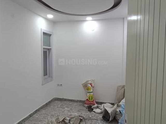 Flat for sale in North West Delhi, Deri
