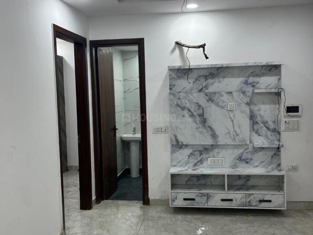 Flat for sale in North West Delhi, Deri