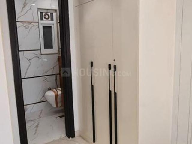 Flat for sale in North West Delhi, Deri