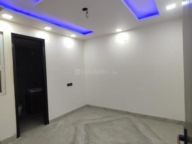 Flat for sale in North West Delhi, Deri