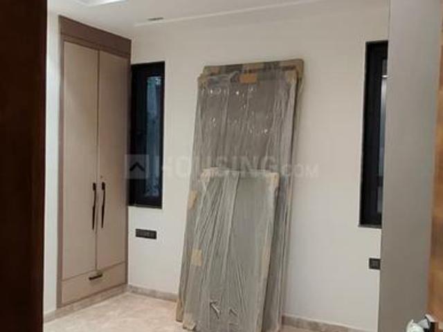 Flat for sale in North West Delhi, Deri