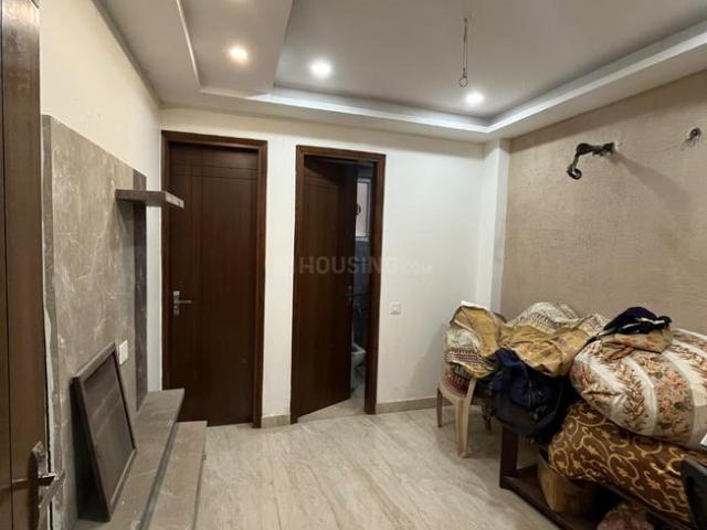 Flat for sale in North West Delhi, Deri