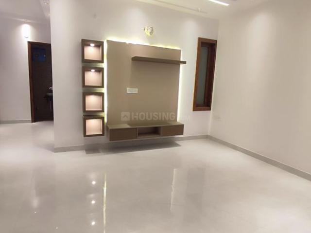 Flat for sale in North West Delhi, Deri