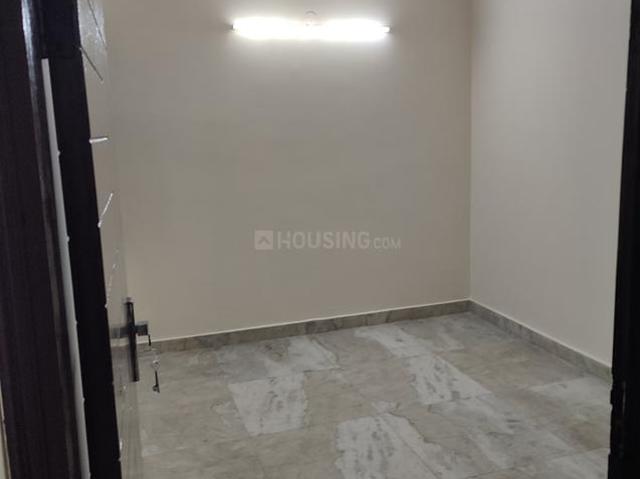 Flat for sale in North West Delhi, Deri