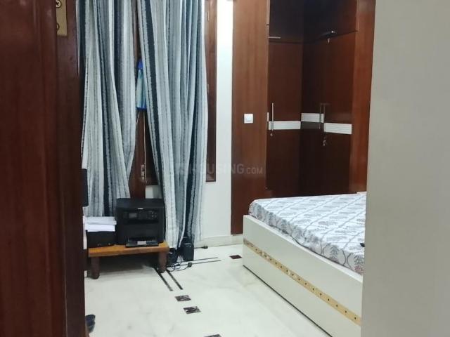Flat for sale in North West Delhi, Deri