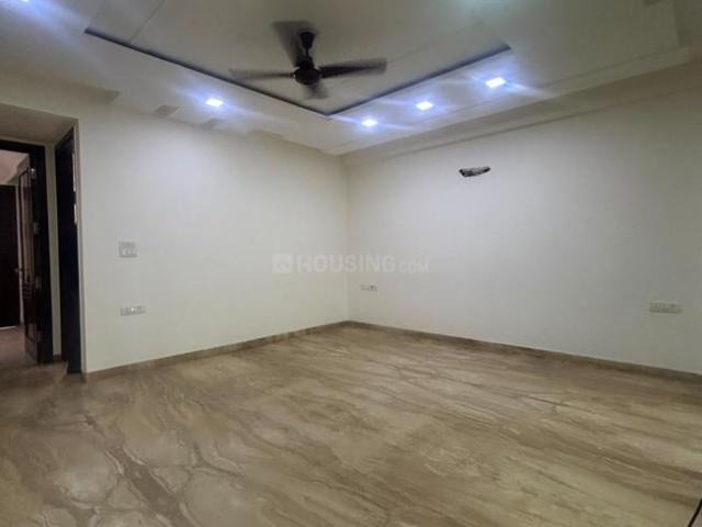 Flat for sale in North West Delhi, Deri