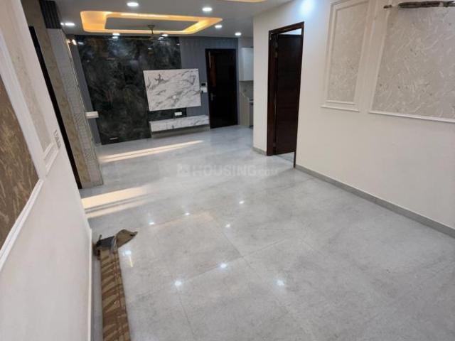 Flat for sale in North West Delhi, Deri