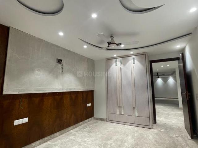 Flat for sale in North West Delhi, Deri