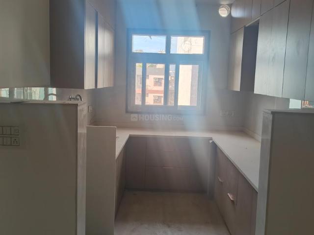 Flat for sale in North West Delhi, Deri