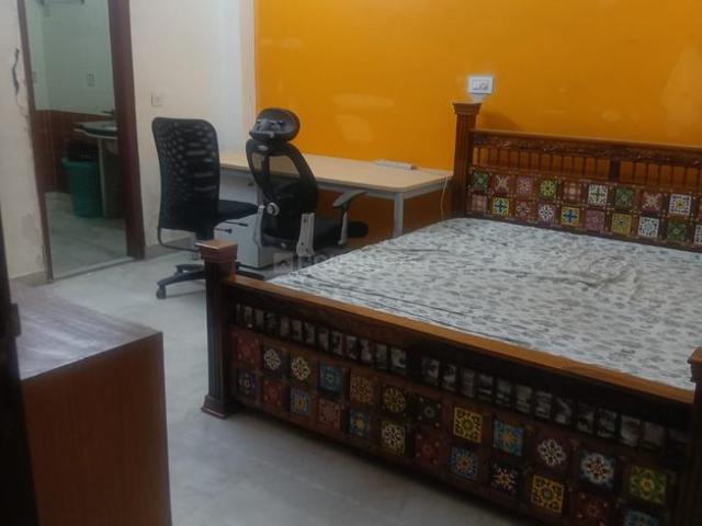 Flat for rent in East Delhi, Deri