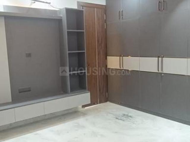 Flat for rent in East Delhi, Deri